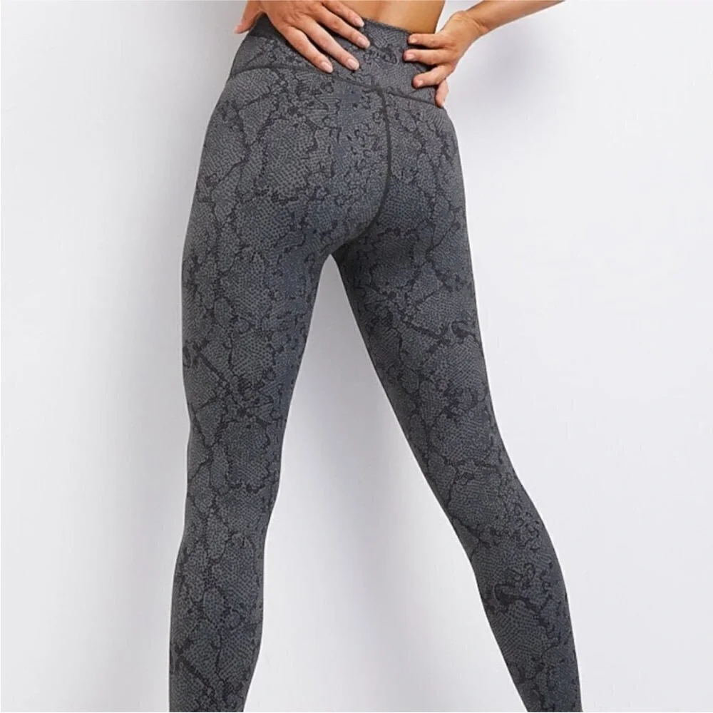All Fenix Python Charcoal 7/8 Leggings XS - Picture 3 of 13